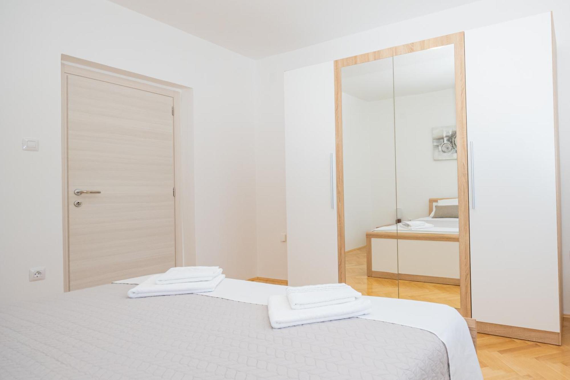 Apartmani Cimerman Veglia Exterior foto
